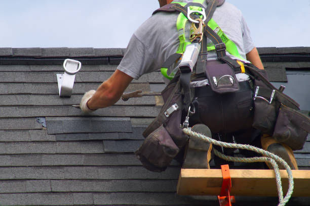 Quick and Trustworthy Emergency Roof Repair Services in Long Hill, CT